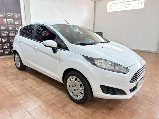 FORD FIESTA 1.5 S HATCH 16V FLEX 4P MANUAL FORD FIESTA 1.5 S HATCH 16V FLEX 4P MANUAL